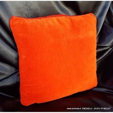 Dekoratyvinė pagalvėlė su užvalkalu, 001-08 1